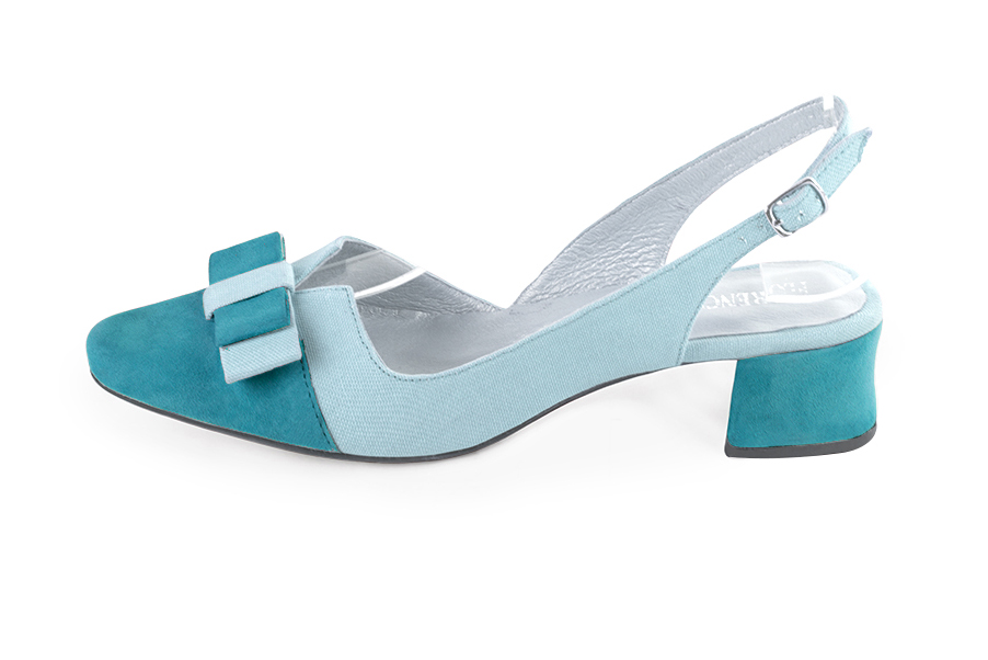 French elegance and refinement for these peacock blue dress slingback shoes, with a knot, 
                available in many subtle leather and colour combinations. The pretty French spirit of this beautiful pump will accompany your steps nicely and comfortably.
To be personalized or not, with your materials and colors.  
                Matching clutches for parties, ceremonies and weddings.   
                You can customize these shoes to perfectly match your tastes or needs, and have a unique model.  
                Choice of leathers, colours, knots and heels. 
                Wide range of materials and shades carefully chosen.  
                Rich collection of flat, low, mid and high heels.  
                Small and large shoe sizes - Florence KOOIJMAN